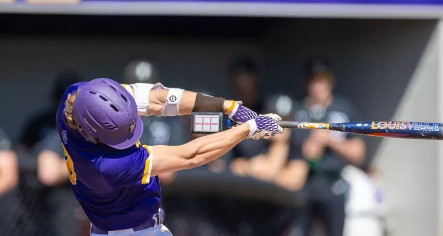 Baseball Unable to Hold On Against Texas Tech